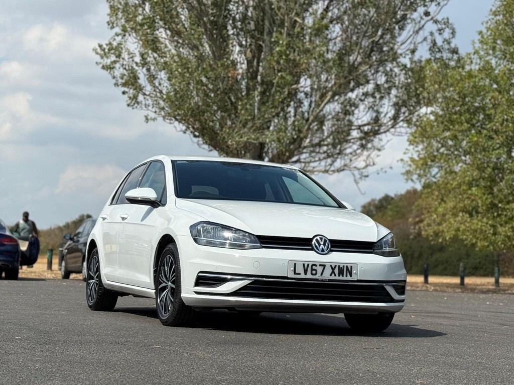 2017 Volkswagen GOLF